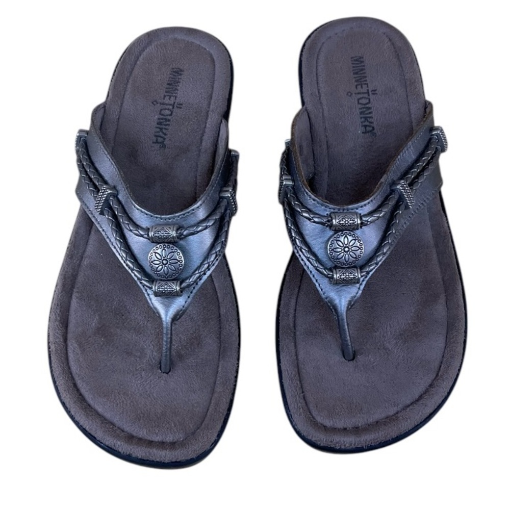 MINNETONKA Silver Women’s Sandals Size 7